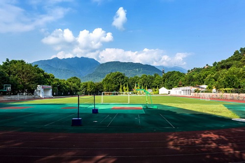 成都中醫(yī)藥大學峨眉學院報名條件是什么