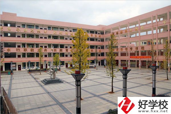 永州市祁陽縣職業(yè)中專學校怎么樣？是什么性質(zhì)？