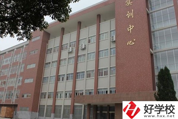 岳陽市高級技工學(xué)校怎么樣，開設(shè)了哪些招生專業(yè)？